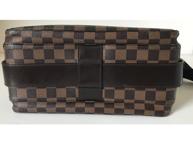 Louis Vuitton Borsa messenger Naviglio Marrone - vista 4