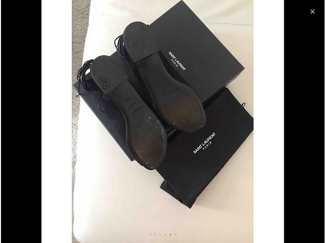 Sandali Saint Laurent in pelle scamosciata nera Nero - vista 4