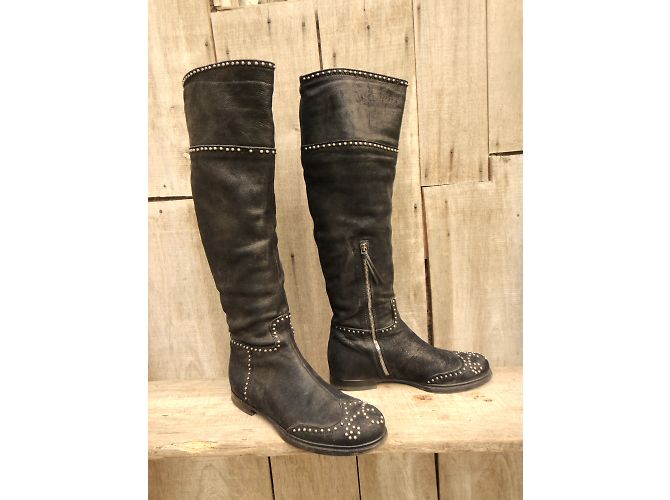 Stivali Miu Miu in pelle nera con borchie Nero - vista 4
