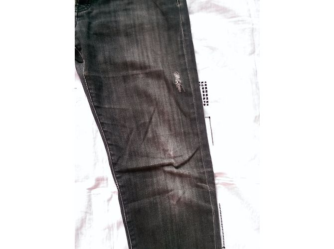 The Kooples Jeans in Grau mit Destroyed Effekt - Ansicht 9