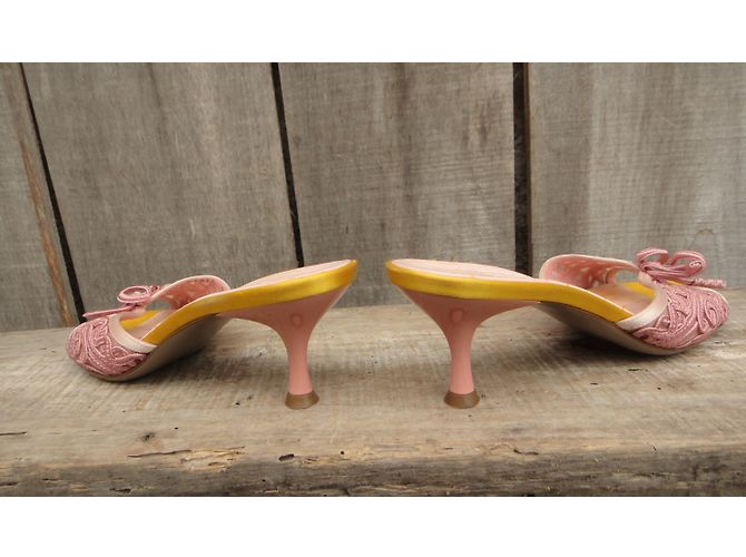 Mule Salvatore Ferragamo in pelle rosa e gialla Giallo - vista 5