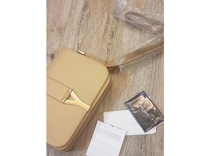 Yves Saint Laurent Chyc - vista 9