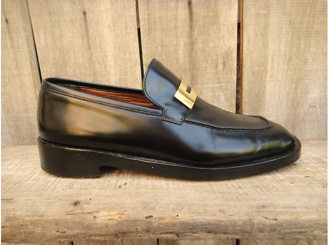 Mocassini Gucci in pelle nera con fibbia G Nero - vista 4