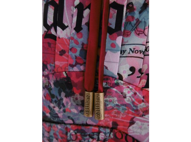 John Galliano - Seidenkleid mit Zeitungsdruck - Ansicht 10