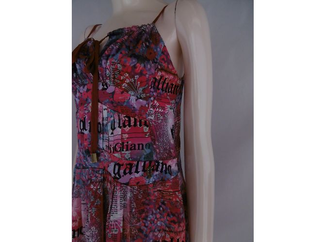 John Galliano - Seidenkleid mit Zeitungsdruck - Ansicht 8