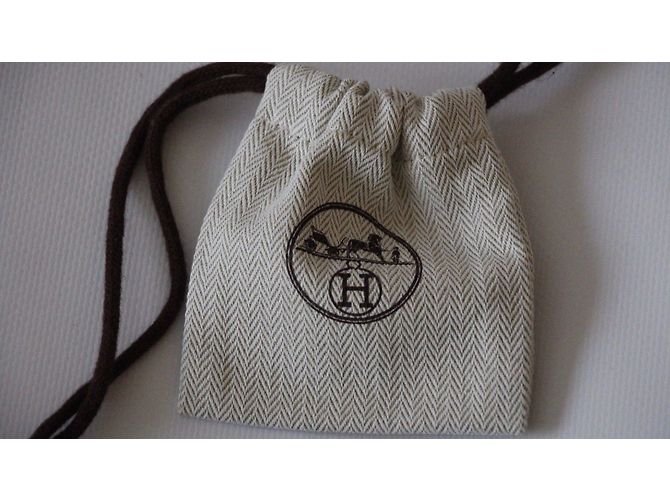 Superb Gürtelschnalle H Metall Silber Palladié signiert Hermès Grün - Ansicht 12
