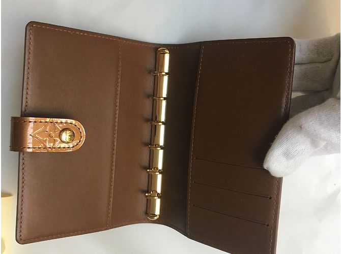 Louis Vuitton Agendaholder Bronze Lackleder - Ansicht 4