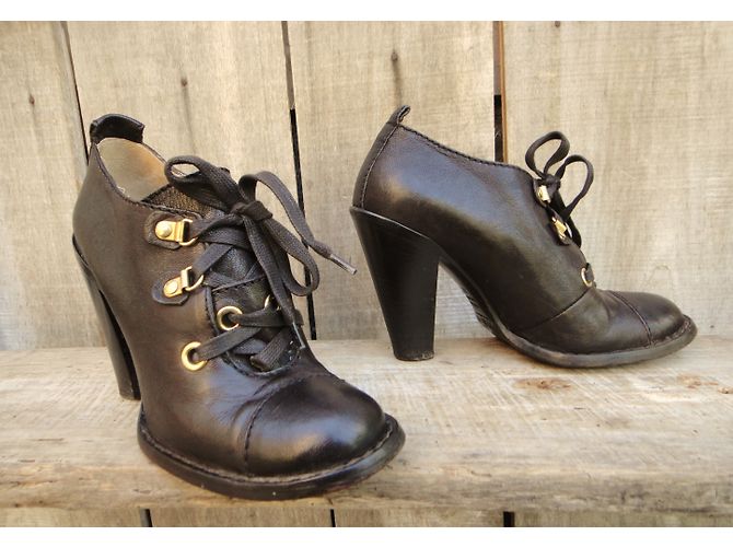 Botines Dolce & Gabbana de piel marrón oscuro - vista 3