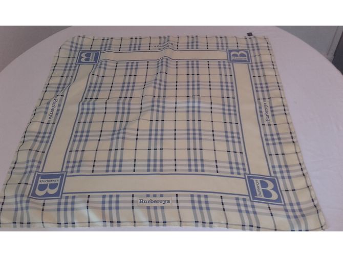 Burberry Cachecol - vista 10