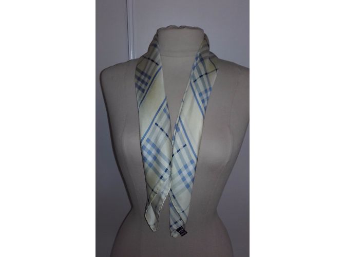 Burberry Cachecol - vista 11