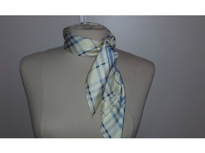 Burberry Cachecol - vista 4