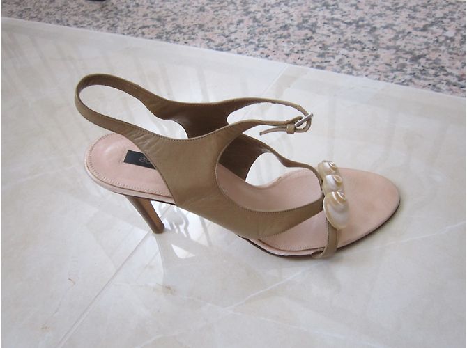 Sandali Sergio Rossi in pelle marrone chiaro 37IT - vista 9