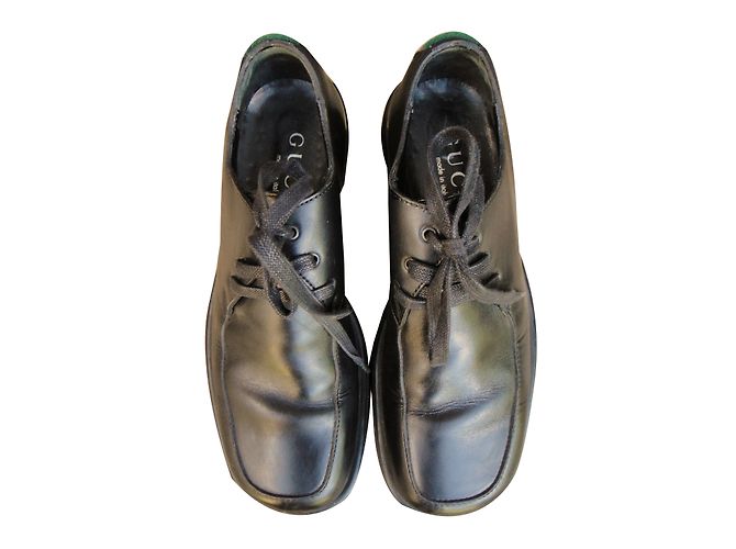 Scarpe Derby Gucci in pelle nera Nero - vista 2