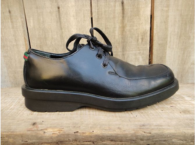 Scarpe Derby Gucci in pelle nera Nero - vista 3