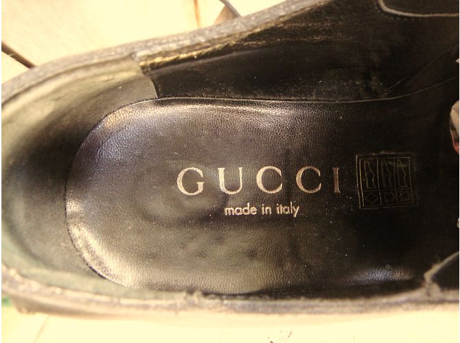 Scarpe Derby Gucci in pelle nera Nero - vista 5