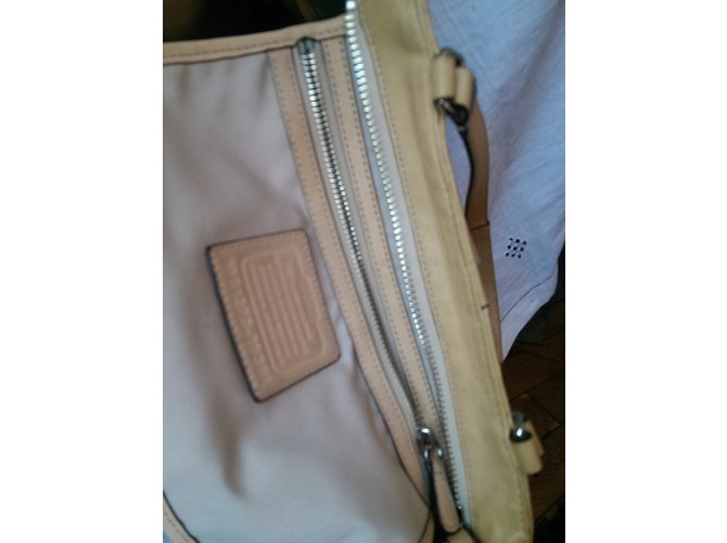 Borsa a mano Coach Hamptons Weekend in pelle - vista 14