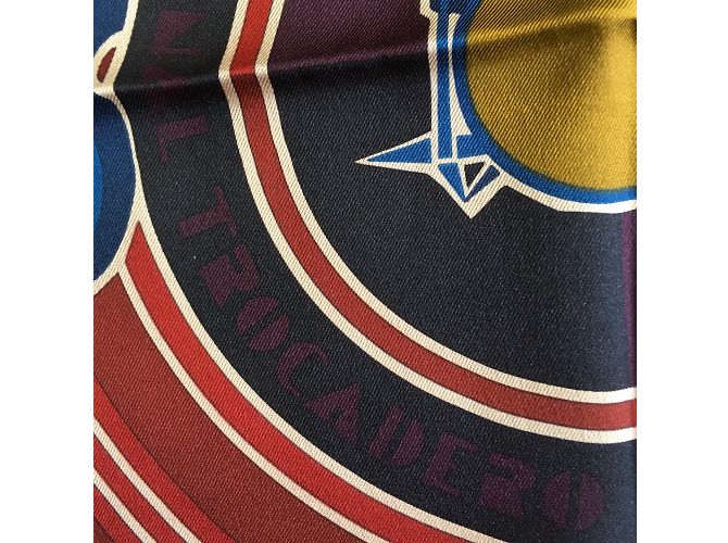 Hermès Scarf - view 8