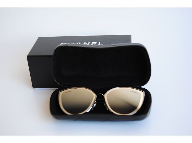 Chanel Sommerkatzenaugen-Sonnenbrille Silber - Ansicht 7