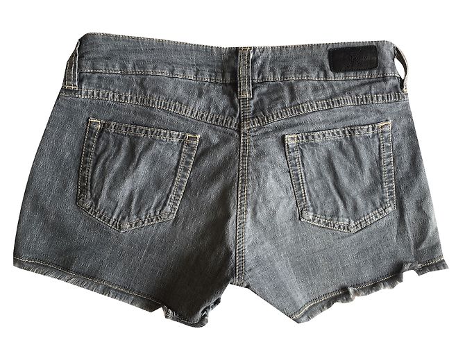 Isabel Marant Etoile Shorts aus grauem Denim mit Fransen - Ansicht 2