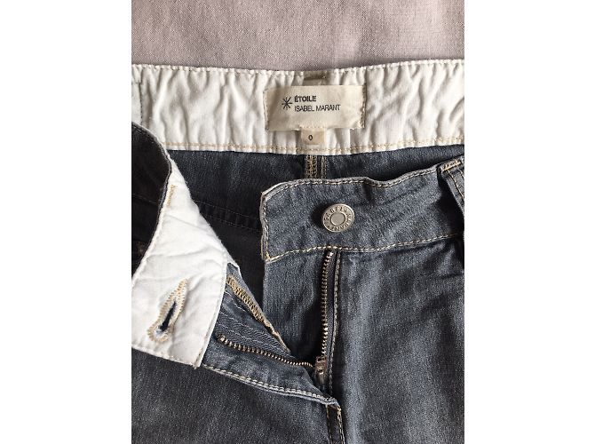 Isabel Marant Etoile Shorts aus grauem Denim mit Fransen - Ansicht 3
