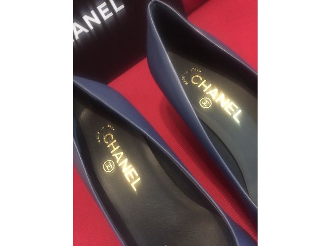 Scarpe basse Chanel in pelle blu taglia 37.5 - vista 7