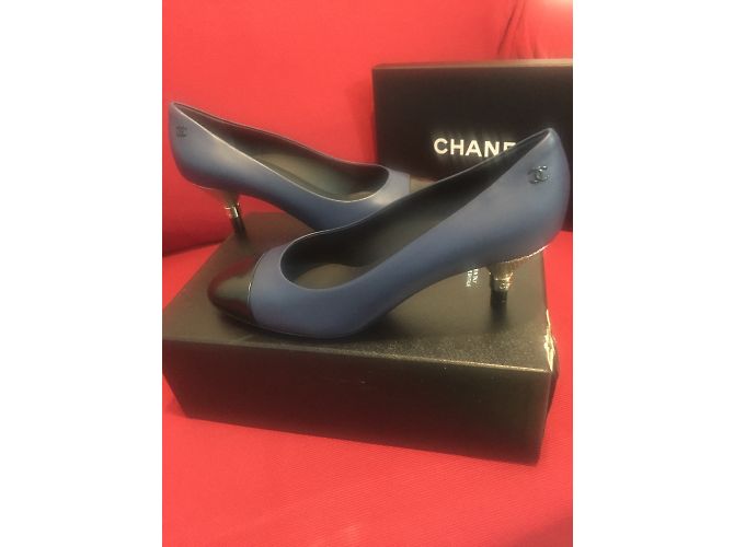 Scarpe basse Chanel in pelle blu taglia 37.5 - vista 8