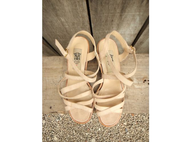 Sandali Colisee De Sacha in pelle effetto rettile beige - vista 3