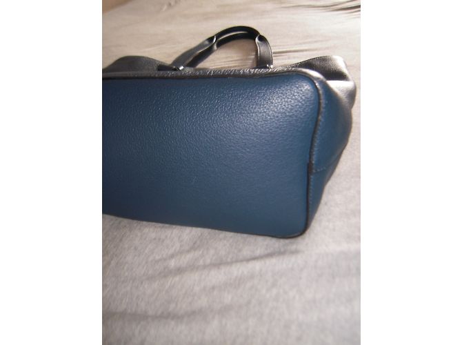 Borsa tote Lancel Charlie in pelle blu navy - vista 4