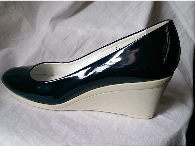 Hogan Keilabsatz Pumps aus blauem Lackleder Gr. 41 - Ansicht 6
