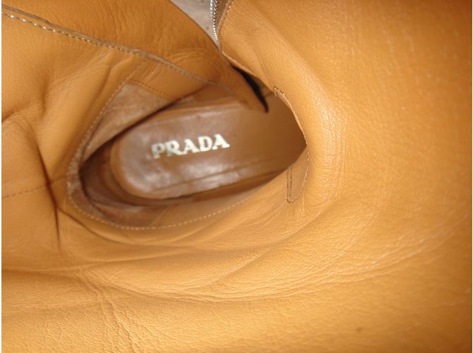 Botas Prada Amarelas de Couro e Lona Monogramada 36IT Amarelo - vista 7