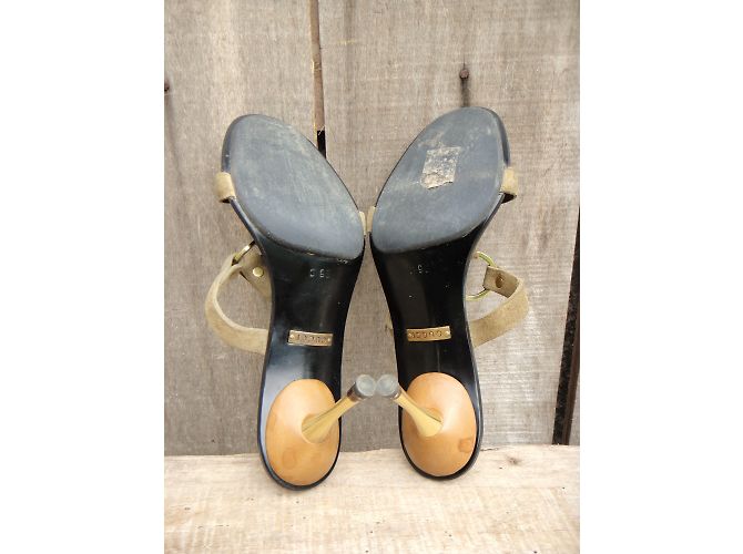 Sandali Gucci in nabuk e pelle nero beige 36IT - vista 8