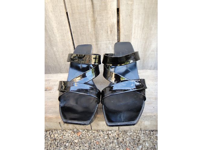 Sandalias Robert Clergerie Paoli de charol negro - vista 5