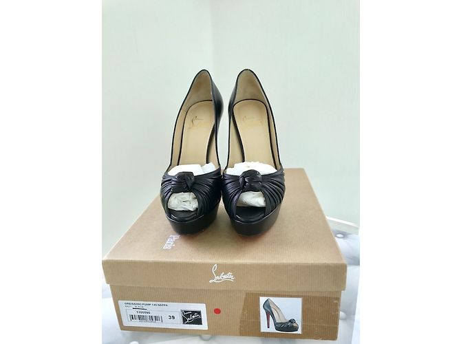 Décolleté Christian Louboutin Greissimo in pelle nera 39FR Nero - vista 4