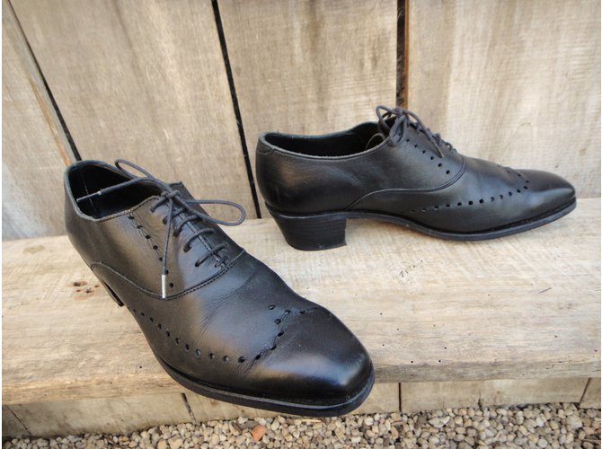 Paraboot Richlieu Scarpe stringate in pelle nere Nero - vista 3