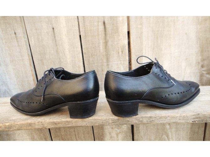 Paraboot Richlieu Scarpe stringate in pelle nere Nero - vista 4