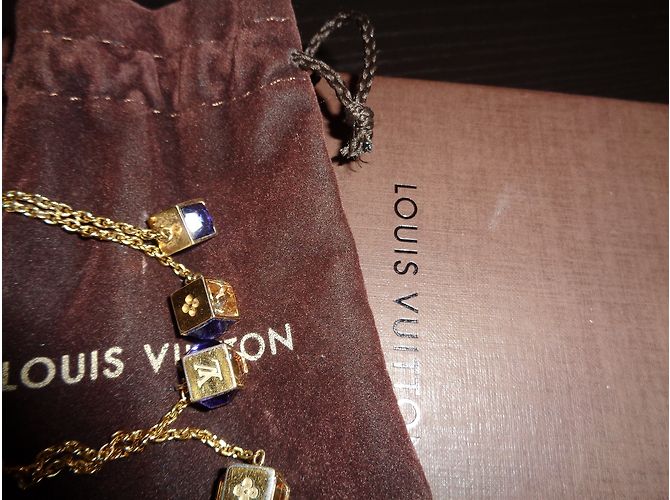 Louis Vuitton Brincos Dourado - vista 4