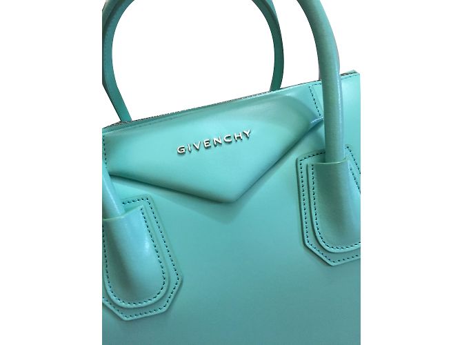 Givenchy Antigona - view 2