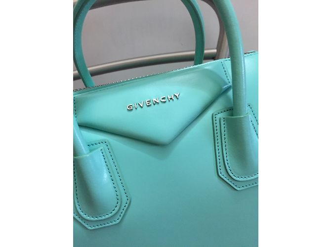 Givenchy Antigona - view 3