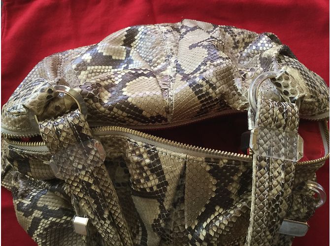 Bolsa Christian Louboutin em python - vista 7