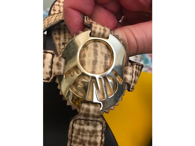 Sandali Fendi in pelle marrone beige Taglia 35 - vista 7
