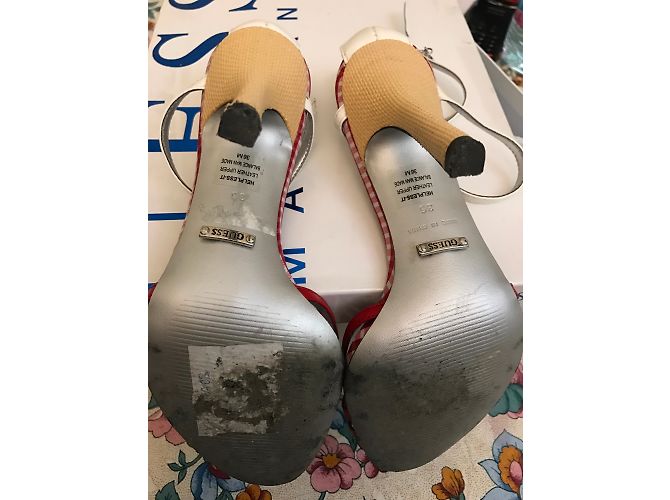 Sandali Guess Marciano in pelle bianchi e rossi 36IT Bianco Rosso - vista 7