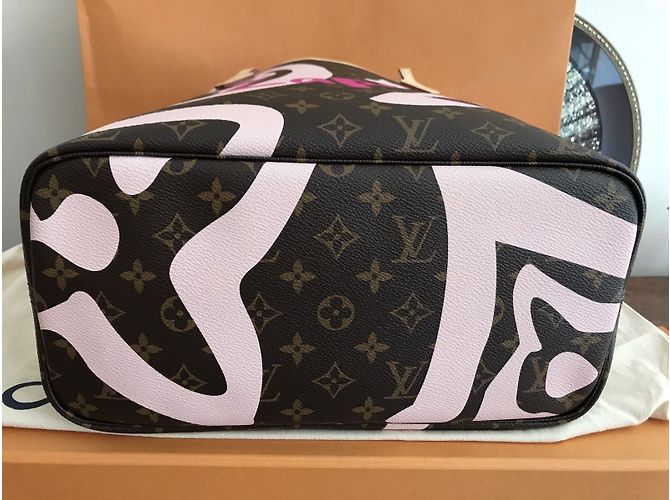 Louis Vuitton Neverfull Tahitienne Capri Castaño - vista 7