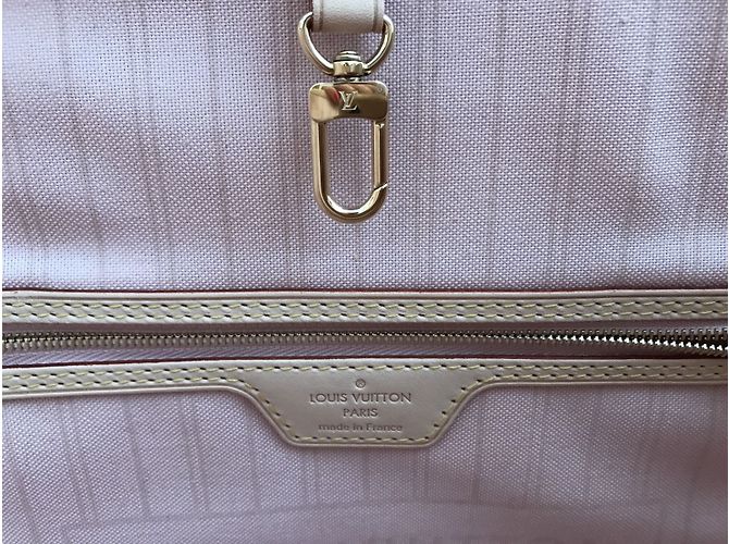 Louis Vuitton Neverfull Tahitienne Capri Castaño - vista 9