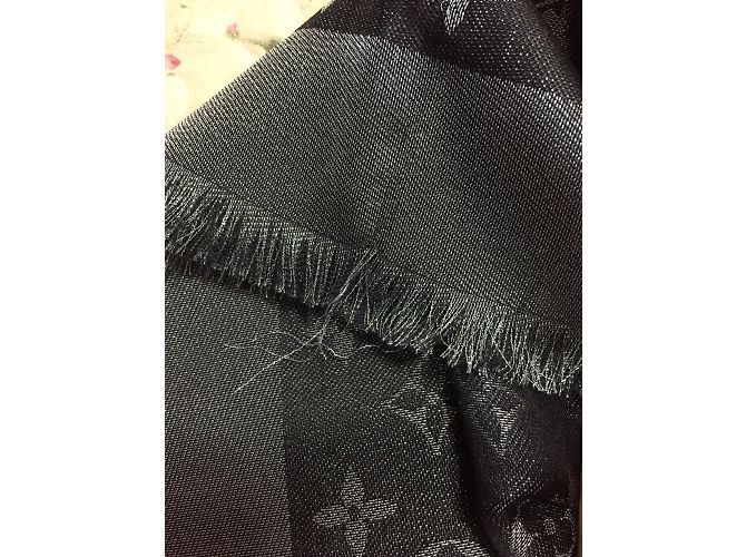 Louis Vuitton Bufandas de seda Negro Plata Metálico - vista 4