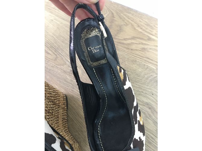 Christian Dior Leopard Pattern Platform Sandals Black Patent Leather Multiple colors - view 4