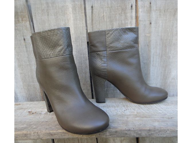 Stivaletti See by Chloé in pelle kaki Cachi - vista 4