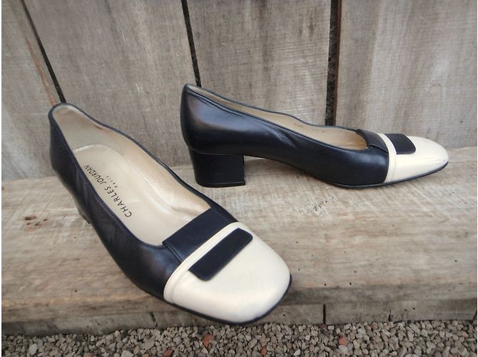 Charles Jourdan Leather Heels Black White - view 4