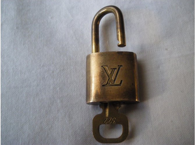 Louis Vuitton Lucchetto vintage D'oro - vista 4