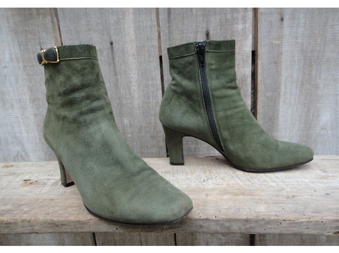 Botines Bally de terciopelo verde - vista 3