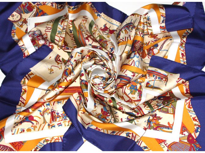Hermès "La Gloire de Guillaume" Multicolore Blu navy - vista 2